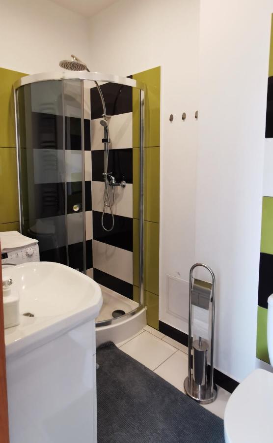 Sloneczny Apartament Blisko Jeziora I Gor Белява Экстерьер фото
