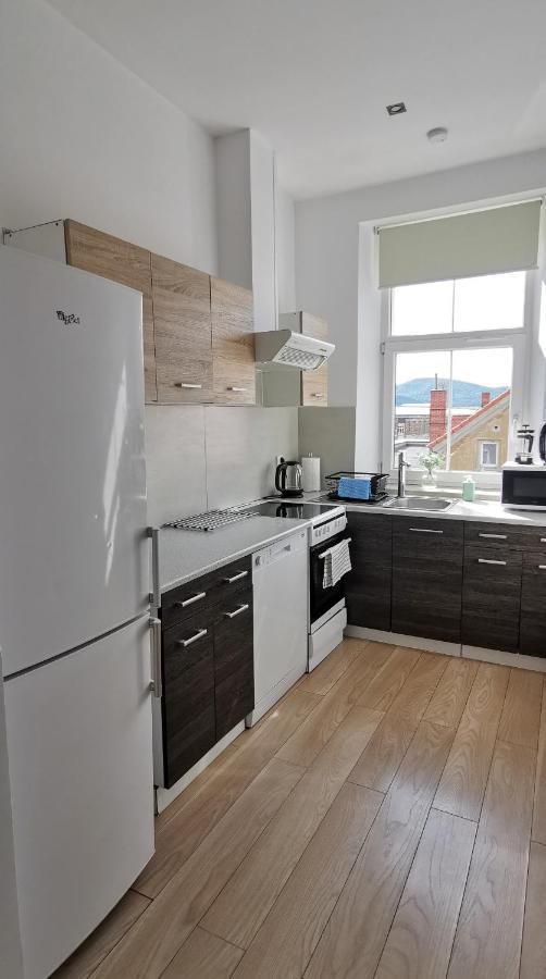 Sloneczny Apartament Blisko Jeziora I Gor Белява Экстерьер фото